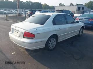 ✅ 2004 Hyundai Sonata GLS • VIN: KMHWF35H84A023577 • Lot: 43024859. Listed on IAAI with 186,478 mi. Free auction sales archive from the USA and detailed vehicle history report at DreamBid. Image 4.