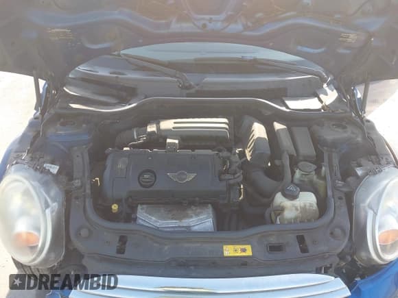 ✅ 2012 MINI Hardtop • VIN: WMWSU3C57CT261972 • Лот: 42965784. Опубликован ранее на IAAI с пробегом 208 929 миль. Бесплатный доступ к архиву аукционных продаж из США и подробный отчёт об истории автомобиля на DreamBid. Изображение 10.