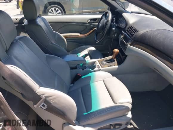 2001 BMW 3 Series 330Ci with VIN WBABS53401JU81570, listed as a IAAI auction lot 42773272 with 185,948 mi miles and . Bid and sale history available at DreamBid. Image 5.