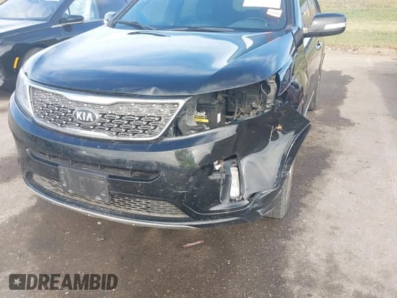 ✅ 2014 Kia Sorento SX • VIN: 5XYKW4A77EG443256 • Lot: 43188298. Listed on IAAI with 200,248 mi. Free auction sales archive from the USA and detailed vehicle history report at DreamBid. Image 6.