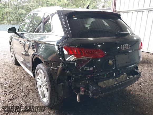 ✅ 2018 Audi Q5 Prestige • VIN: WA1CNAFY8J2216910 • Лот: 42624428. Опубликован ранее на IAAI с пробегом 74 570 миль. Бесплатный доступ к архиву аукционных продаж из США и подробный отчёт об истории автомобиля на DreamBid. Изображение 3.