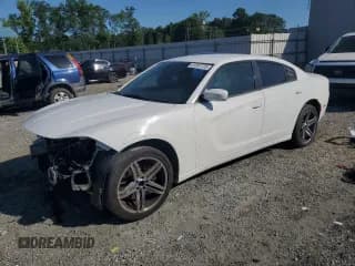 ✅ 2016 Dodge Charger Police • VIN: 2C3CDXAG8GH174527 • Lot: 61051725. Wystawiony na Copart z przebiegiem 126 012 mil. Bezpłatny archiwum sprzedaży aukcyjnych z USA i szczegółowy raport historii pojazdu na DreamBid. Zdjęcie 1.