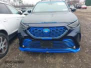 ✅ 2022 Toyota Highlander XSE • VIN: 5TDLZRBH3NS187846 • Lot: 43756162. Listed on IAAI with 21,085 mi. Free auction sales archive from the USA and detailed vehicle history report at DreamBid. Image 12.