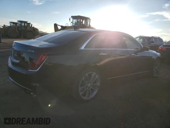 ✅ 2017 Cadillac CT6 Premium Luxury AWD • VIN: 1G6KH5R6XHU193058 • Lot: 43237085. Wystawiony na Copart z przebiegiem 70 253 mil. Bezpłatny archiwum sprzedaży aukcyjnych z USA i szczegółowy raport historii pojazdu na DreamBid. Zdjęcie 3.