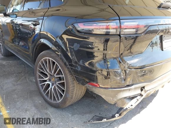 ✅ 2020 Porsche Cayenne • VIN: WP1AA2AYXLDA10516 • Лот: 42875806. Опубликован ранее на IAAI с пробегом 89 732 миль. Бесплатный доступ к архиву аукционных продаж из США и подробный отчёт об истории автомобиля на DreamBid. Изображение 6.