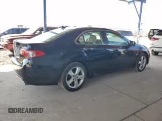 ✅ 2010 Acura TSX • VIN: JH4CU2F67AC006031 • Lot: 70684404. Listed on Copart with 211,309 mi. Free auction sales archive from the USA and detailed vehicle history report at DreamBid. Image 3.