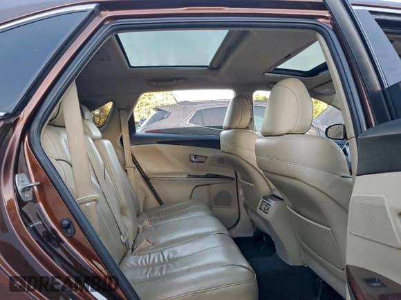 ✅ 2009 Toyota Venza • VIN: 4T3BK11A69U019841 • Лот: 94224135. Опубликован ранее на Copart с пробегом 261 178 миль. Бесплатный доступ к архиву аукционных продаж из США и подробный отчёт об истории автомобиля на DreamBid. Изображение 11.