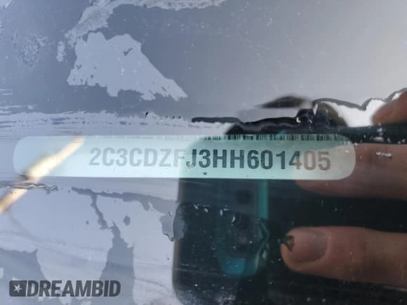 ✅ 2017 Dodge Challenger R/T Scat Pack • VIN: 2C3CDZFJ3HH601405 • Лот: 65911725. Опубликован ранее на Copart с пробегом Не указан. Бесплатный доступ к архиву аукционных продаж из США и подробный отчёт об истории автомобиля на DreamBid. Изображение 13.