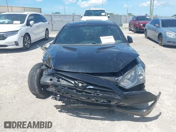 ✅ 2014 Hyundai Genesis Coupe Ultimate • VIN: KMHHU6KJ0EU119484 • Lot: 42589882. Wystawiony na IAAI z przebiegiem 96 957 mil. Bezpłatny archiwum sprzedaży aukcyjnych z USA i szczegółowy raport historii pojazdu na DreamBid. Zdjęcie 12.