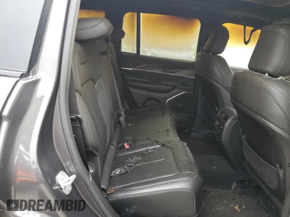 ✅ 2024 Jeep Grand Cherokee • VIN: 1C4RJYB64RC142612 • Lot: 61555485. Listed on Copart with Not provided. Free auction sales archive from the USA and detailed vehicle history report at DreamBid. Image 11.