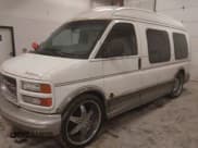 ✅ 2000 GMC Savana Cargo RV Conversion • VIN: 1GDFG15RXY1239530 • Lot: 41442314. Wystawiony na IAAI z przebiegiem 203 021 mil. Bezpłatny archiwum sprzedaży aukcyjnych z USA i szczegółowy raport historii pojazdu na DreamBid. Zdjęcie 2.