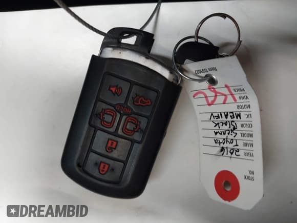 ✅ 2016 Toyota Sienna XLE • VIN: 5TDYK3DC2GS757749 • Лот: 42617318. Опубликован ранее на IAAI с пробегом 139 737 миль. Бесплатный доступ к архиву аукционных продаж из США и подробный отчёт об истории автомобиля на DreamBid. Изображение 11.