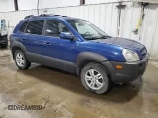 2007 Hyundai Tucson SE z VIN KM8JN72D97U588767, wystawiony jako Copart lot #70637684 z przebiegiem 133 343 mil mil oraz Czysty tytuł • Clean title. Historia ofert i sprzedaży dostępna na DreamBid. Obrazek 4.