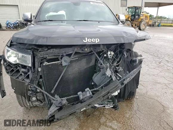 ✅ 2019 Jeep Grand Cherokee • VIN: 1C4RJFEG3KC639959 • Lot: 59180235. Listed on Copart with 61,180 mi. Free auction sales archive from the USA and detailed vehicle history report at DreamBid. Image 15.