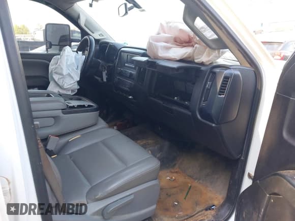 ✅ 2016 Chevrolet Silverado 2500HD Work Truck • VIN: 1GC1CUE80GF217850 • Lot: 42120276. Listed on IAAI with 268,987 mi. Free auction sales archive from the USA and detailed vehicle history report at DreamBid. Image 5.