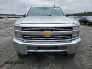 ✅ 2015 Chevrolet Silverado 2500HD LT • VIN: 1GC1CVEG6FF577751 • Lot: 46105205. Wystawiony na Copart z przebiegiem 226 829 mil. Bezpłatny archiwum sprzedaży aukcyjnych z USA i szczegółowy raport historii pojazdu na DreamBid. Zdjęcie 5.
