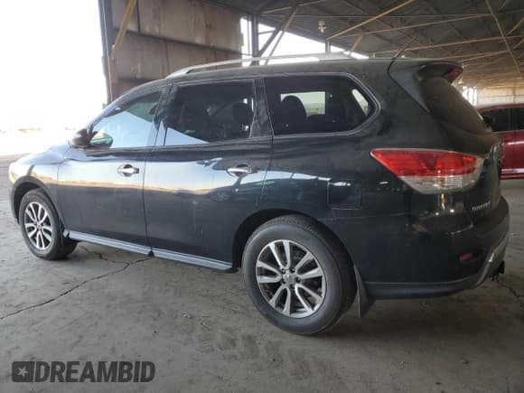 ✅ 2014 Nissan Pathfinder S • VIN: 5N1AR2MN9EC682468 • Lot: 90723215. Listed on Copart with 186,820 mi. Free auction sales archive from the USA and detailed vehicle history report at DreamBid. Image 2.