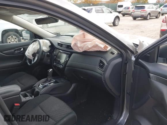 ✅ 2018 Nissan Rogue SV • VIN: 5N1AT2MV1JC721243 • Лот: 43557815. Опубликован ранее на IAAI с пробегом 45 705 миль. Бесплатный доступ к архиву аукционных продаж из США и подробный отчёт об истории автомобиля на DreamBid. Изображение 5.