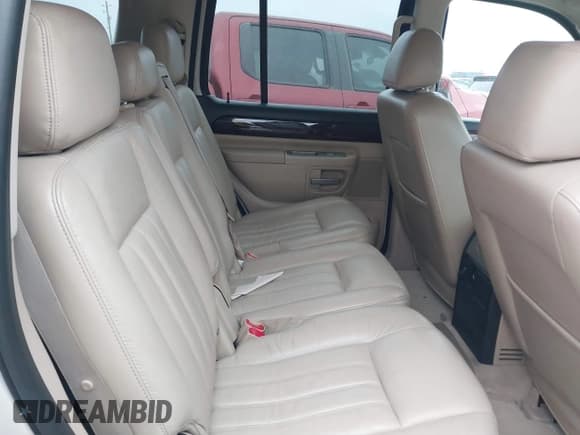 ✅ 2005 Lincoln Aviator • VIN: 5LMEU68H45ZJ14828 • Lot: 41798944. Listed on IAAI with 204,727 mi. Free auction sales archive from the USA and detailed vehicle history report at DreamBid. Image 8.