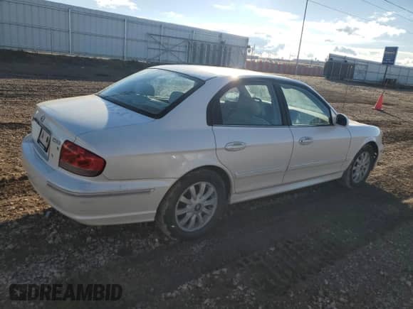 2004 Hyundai Sonata GLS z VIN KMHWF35H34A983566, wystawiony jako Copart lot #78073804 z przebiegiem 166 756 mil mil oraz Czysty tytuł • Clean title. Historia ofert i sprzedaży dostępna na DreamBid. Obrazek 3.