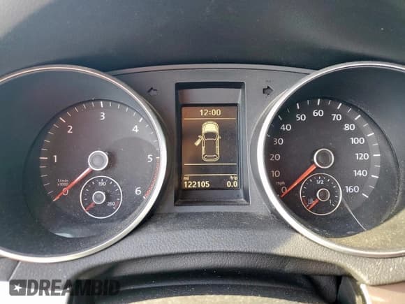 ✅ 2013 Volkswagen Golf TDI w/Tech Pkg • VIN: WVWMM7AJ7DW033425 • Lot: 54090105. Listed on Copart with 122,105 mi. Free auction sales archive from the USA and detailed vehicle history report at DreamBid. Image 9.