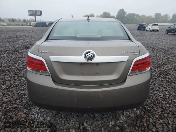 ✅ 2011 Buick LaCrosse CXL • VIN: 1G4GC5ED6BF120606 • Lot: 82256745. Listed on Copart with 107,670 mi. Free auction sales archive from the USA and detailed vehicle history report at DreamBid. Image 6.