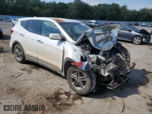 ✅ 2017 Hyundai Santa Fe 2.4L • VIN: 5NMZT3LB3HH009378 • Лот: 81868275. Опубликован ранее на Copart с пробегом Не указан. Бесплатный доступ к архиву аукционных продаж из США и подробный отчёт об истории автомобиля на DreamBid. Изображение 4.