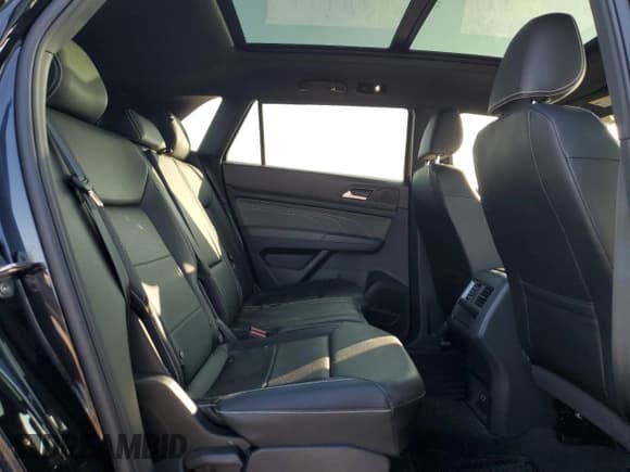 ✅ 2023 Volkswagen Atlas SEL • VIN: 1V2SE2CA4PC222834 • Лот: 84332694. Опубликован ранее на Copart с пробегом 23 093 миль. Бесплатный доступ к архиву аукционных продаж из США и подробный отчёт об истории автомобиля на DreamBid. Изображение 11.