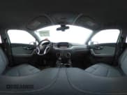 ✅ 2020 Chevrolet Blazer LT • VIN: 3GNKBHRS0LS561356 • Лот: 41908230. Опубликован ранее на IAAI с пробегом 117 614 миль. Бесплатный доступ к архиву аукционных продаж из США и подробный отчёт об истории автомобиля на DreamBid. Изображение 19.