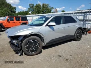 ✅ 2024 Hyundai Ioniq 5 SEL • VIN: KM8KNDDF9RU233943 • Lot: 71784185. Listed on Copart with 14,203 mi. Free auction sales archive from the USA and detailed vehicle history report at DreamBid. Image 1.