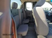 ✅ 2018 Nissan Frontier SV • VIN: 1N6DD0CU7JN702449 • Lot: 43260165. Wystawiony na Copart z przebiegiem 146 267 mil. Bezpłatny archiwum sprzedaży aukcyjnych z USA i szczegółowy raport historii pojazdu na DreamBid. Zdjęcie 10.