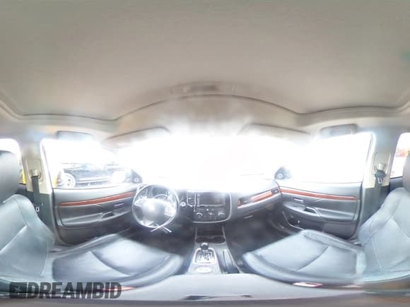 ✅ 2015 Mitsubishi Outlander GT • VIN: JA4JZ4AX6FZ001410 • Lot: 92593605. Listed on Copart with 110,846 mi. Free auction sales archive from the USA and detailed vehicle history report at DreamBid. Image 15.