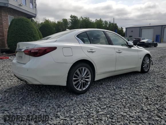 ✅ 2020 Infiniti Q50 Luxe • VIN: JN1EV7ARXLM254540 • Lot: 64537405. Listed on Copart with 49,641 mi. Free auction sales archive from the USA and detailed vehicle history report at DreamBid. Image 3.