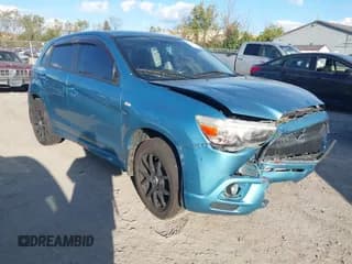 ✅ 2012 Mitsubishi Outlander SE • VIN: JA4AR4AU0CZ006684 • Lot: 43380825. Wystawiony na IAAI z przebiegiem 166 892 mil. Bezpłatny archiwum sprzedaży aukcyjnych z USA i szczegółowy raport historii pojazdu na DreamBid. Zdjęcie 1.