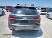 ✅ 2022 Audi SQ5 Premium • VIN: WA1A4AFY2N2103115 • Lot: 68171305. Wystawiony na Copart z przebiegiem Nie podano. Bezpłatny archiwum sprzedaży aukcyjnych z USA i szczegółowy raport historii pojazdu na DreamBid. Zdjęcie 6.