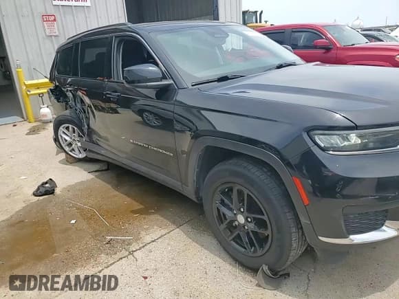 ✅ 2023 Jeep Grand Cherokee Altitude • VIN: 1C4RJJAG2P8755152 • Lot: 61715925. Listed on Copart with 43,921 mi. Free auction sales archive from the USA and detailed vehicle history report at DreamBid. Image 14.