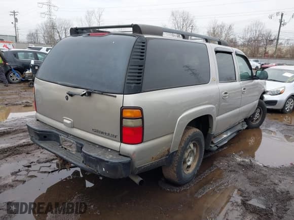 ✅ 2004 Chevrolet Suburban Z71 • VIN: 3GNFK16Z24G222709 • Лот: 41535862. Опубликован ранее на IAAI с пробегом Не указан. Бесплатный доступ к архиву аукционных продаж из США и подробный отчёт об истории автомобиля на DreamBid. Изображение 4.