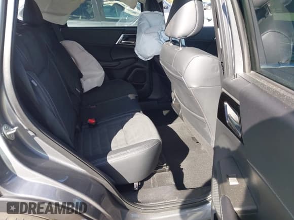 ✅ 2022 Mitsubishi Outlander SE • VIN: JA4J3UA85NZ010463 • Лот: 43384202. Опубликован ранее на IAAI с пробегом 44 152 миль. Бесплатный доступ к архиву аукционных продаж из США и подробный отчёт об истории автомобиля на DreamBid. Изображение 8.