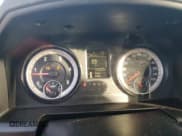 ✅ 2018 Ram 3500 Tradesman • VIN: 3C7WRTCL3JG398103 • Lot: 78755214. Wystawiony na Copart z przebiegiem 259 264 mil. Bezpłatny archiwum sprzedaży aukcyjnych z USA i szczegółowy raport historii pojazdu na DreamBid. Zdjęcie 9.