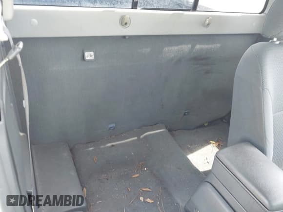 ✅ 2003 Nissan Frontier XE • VIN: 1N6DD26T43C400260 • Lot: 41971241. Listed on IAAI with 167,186 mi. Free auction sales archive from the USA and detailed vehicle history report at DreamBid. Image 8.