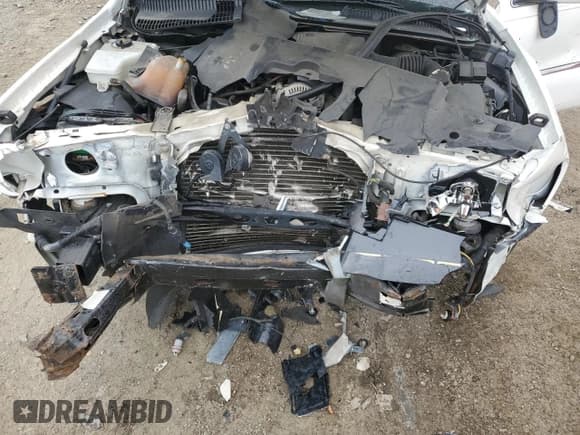 ✅ 2002 Lincoln Town Car Executive • VIN: 1LNHM81W32Y642964 • Лот: 80837485. Опубликован ранее на Copart с пробегом Не указан. Бесплатный доступ к архиву аукционных продаж из США и подробный отчёт об истории автомобиля на DreamBid. Изображение 11.