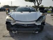 ✅ 2013 Hyundai Genesis Coupe 2.0T • VIN: KMHHT6KD1DU097572 • Lot: 59613825. Wystawiony na Copart z przebiegiem 158 758 mil. Bezpłatny archiwum sprzedaży aukcyjnych z USA i szczegółowy raport historii pojazdu na DreamBid. Zdjęcie 5.