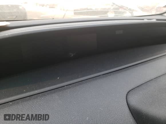 2018 Toyota Prius Two z VIN JTDKBRFU2J3067233, wystawiony jako Copart lot #54717571 z przebiegiem Nie podano mil oraz Szkoda całkowita • Salvage title. Historia ofert i sprzedaży dostępna na DreamBid. Obrazek 8.