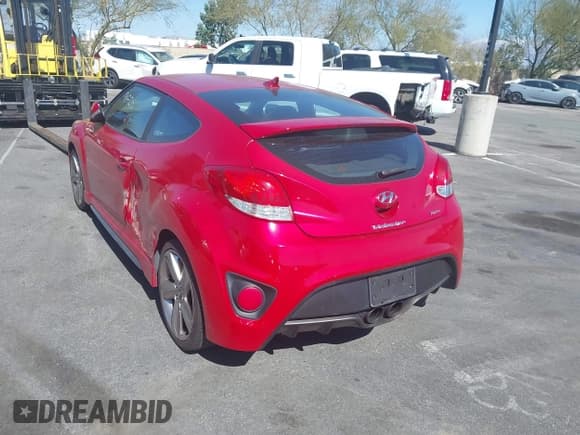 ✅ 2015 Hyundai Veloster Turbo • VIN: KMHTC6AE2FU222697 • Lot: 41511550. Wystawiony na IAAI z przebiegiem 109 156 mil. Bezpłatny archiwum sprzedaży aukcyjnych z USA i szczegółowy raport historii pojazdu na DreamBid. Zdjęcie 3.