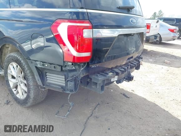 ✅ 2021 Ford Expedition Max XLT • VIN: 1FMJK1HT8MEA50524 • Lot: 41539292. Wystawiony na IAAI z przebiegiem 65 009 mil. Bezpłatny archiwum sprzedaży aukcyjnych z USA i szczegółowy raport historii pojazdu na DreamBid. Zdjęcie 21.