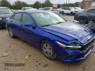 ✅ 2024 Hyundai Elantra SE • VIN: KMHLL4DG1RU657460 • Lot: 43578558. Listed on IAAI with 16,684 mi. Free auction sales archive from the USA and detailed vehicle history report at DreamBid. Image 1.