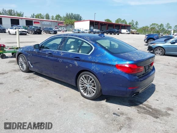 ✅ 2019 BMW 5 Series 540i • VIN: WBAJE5C51KBM76742 • Lot: 42656465. Listed on IAAI with 54,600 mi. Free auction sales archive from the USA and detailed vehicle history report at DreamBid. Image 3.