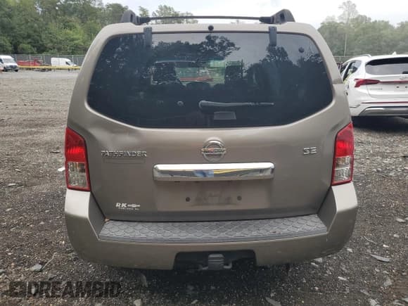 ✅ 2008 Nissan Pathfinder SE • VIN: 5N1AR18B08C631858 • Lot: 82170435. Listed on Copart with 176,962 mi. Free auction sales archive from the USA and detailed vehicle history report at DreamBid. Image 6.