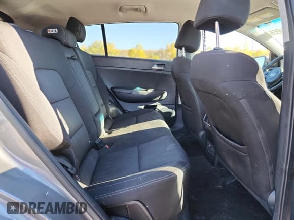 ✅ 2017 Kia Sportage LX • VIN: KNDPMCAC6H7056945 • Lot: 86524955. Wystawiony na Copart z przebiegiem 93 258 mil. Bezpłatny archiwum sprzedaży aukcyjnych z USA i szczegółowy raport historii pojazdu na DreamBid. Zdjęcie 11.