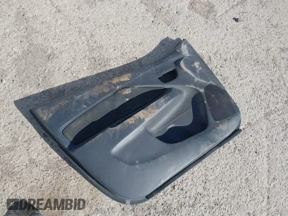 ✅ 2011 Toyota Yaris • VIN: JTDBT4K35B1406769 • Лот: 41722802. Опубликован ранее на IAAI с пробегом Не указан. Бесплатный доступ к архиву аукционных продаж из США и подробный отчёт об истории автомобиля на DreamBid. Изображение 12.